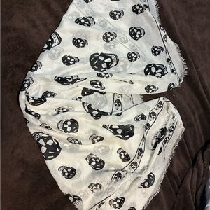 Alexander McQueen Black and White Skull Scarf